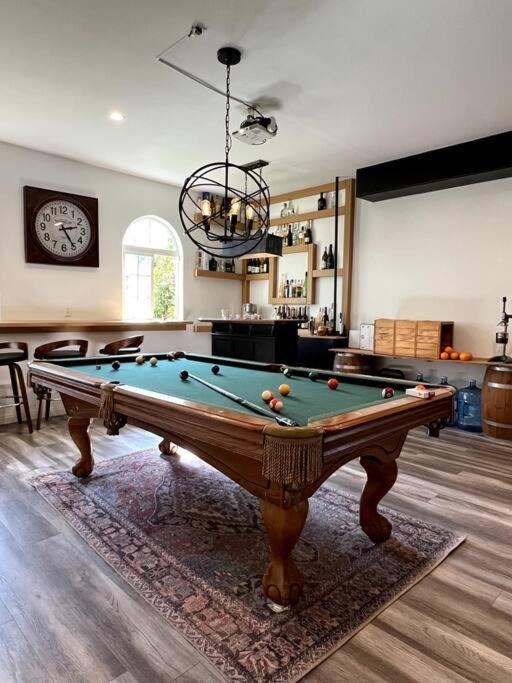 Stylish Mediterranean Villa, Pool, Jacuzzi, Hollywood & Malibu Bliss Лос-Анджелес Экстерьер фото